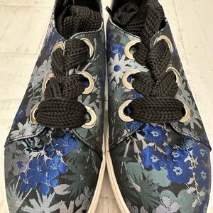Yosi Samra Blue and Black Floral Sneakers